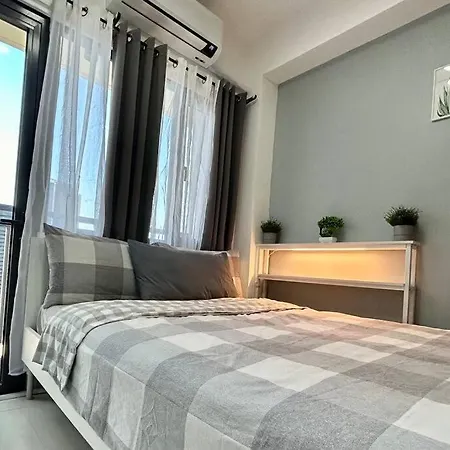 Homey 1Br At Lush Residences In Makati Cbd