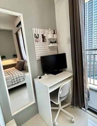 Apartment Homey 1br Skyline At Lush Residences, Makati